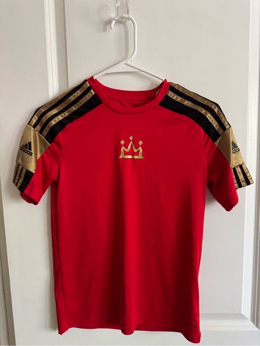 adidas Red Crew Neck Athletic Shirt with Subtle Logo